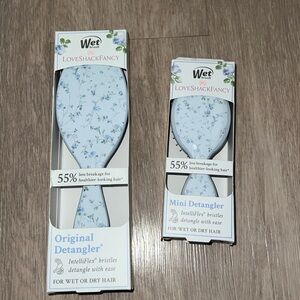 Love shack fancy x wet brush bundle original detangler and mini blue english ivy